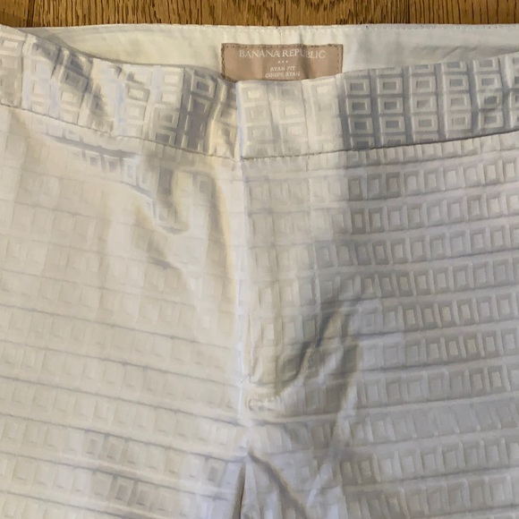 Banana Republic Ryan fit capri pants - Picture 2 of 5